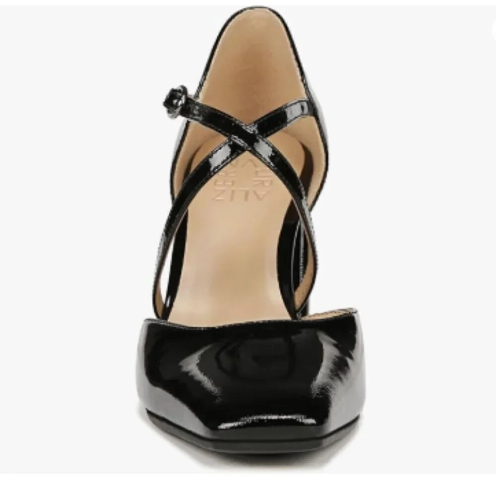 Naturalizer Women's Leesha Strappy Closed Toe Block Heel Pump